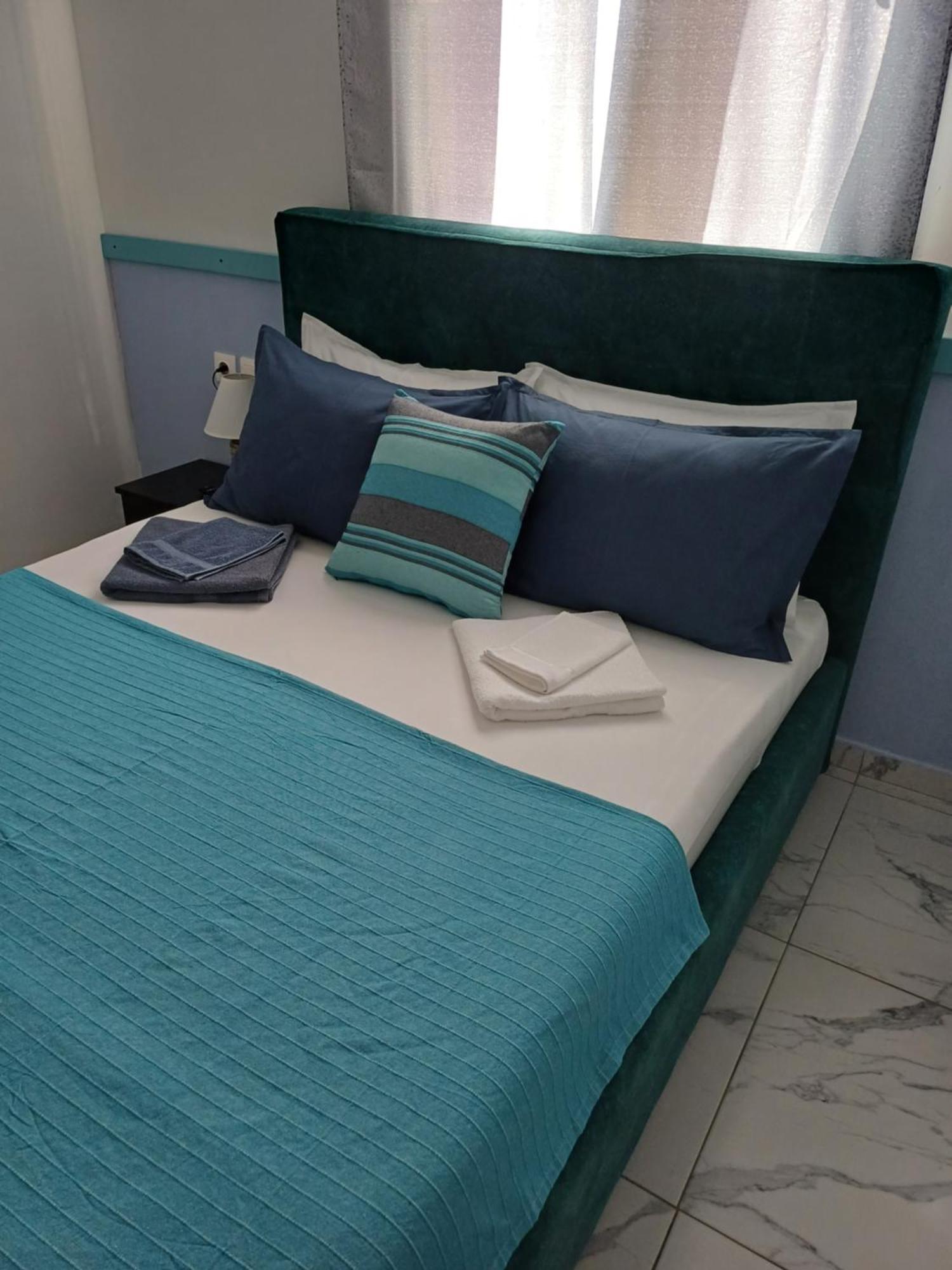 Hari Apartments Vathi, Agios Nikolaos Crete Buitenkant foto